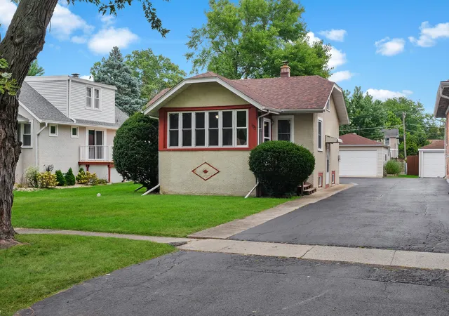Photo 2 of Single family home for sale at 103 N Harvard Ave, Villa Park, IL 60181 | MLS# 12761940 | Listing updated on 2026-09-25