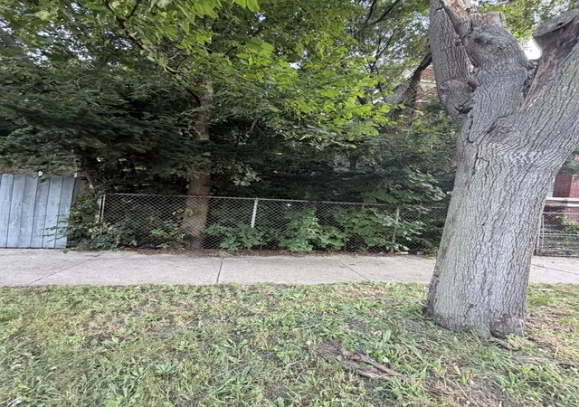 Photo 1 of Land for sale at 1017 W 61st Street, Chicago, IL 60621 | MLS# 12761942 | Listing updated on 2026-09-16