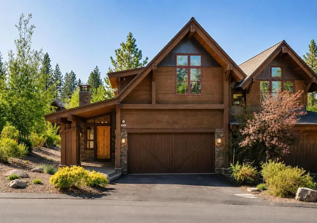 Photo 1 of Single family home for sale at 10120 Sagebrush Ct, Truckee, CA 16196 | MLS# 12762014 | Listing updated on 2026-09-22