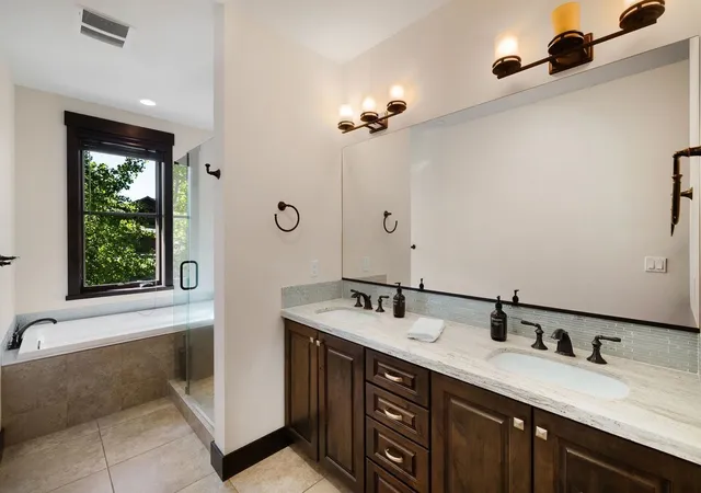Photo 2 of Single family home for sale at 10120 Sagebrush Ct, Truckee, CA 16196 | MLS# 12762014 | Listing updated on 2026-09-22