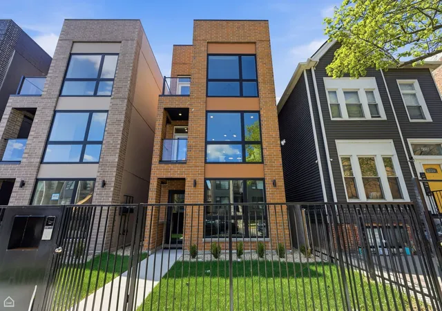 Multi family home for sale at 4130 S Calumet Ave, Chicago, IL 60653 | MLS# 12762019