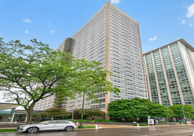 Photo 1 of Condo for sale at 3550 N Lake Shore Dr #1925, Chicago, IL 60657 | MLS# 12762029 | Listing updated on 2026-10-01