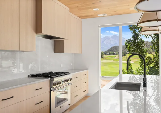 Photo 3 of Townhouse for sale at 3480 Crystal Brg Dr, Carbondale, CO 81623 | MLS# 12762046 | Listing updated on 2026-09-22