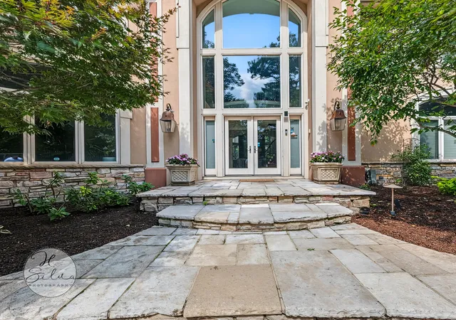 Photo 3 of Mansion for sale at 11022 Ayrshire Ct, Woodstock, IL 60098 | MLS# 12762055 | Listing updated on 2026-09-29