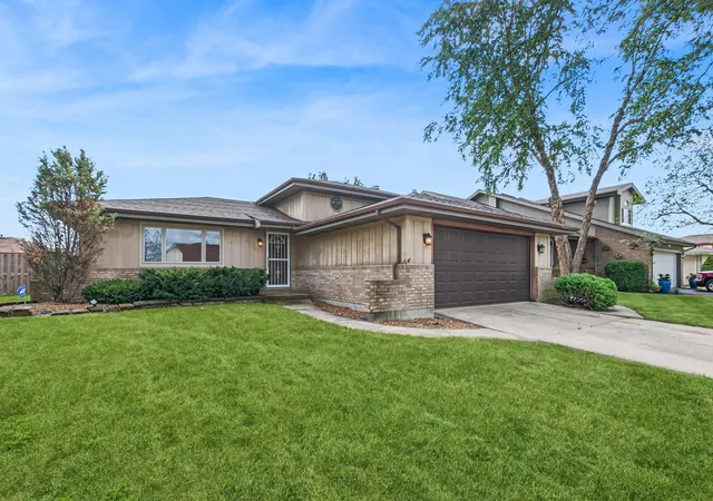 Photo 1 of Single family home for sale at 2937 200th Street, Lynwood, IL 60411 | MLS# 12762064 | Listing updated on 2026-09-23