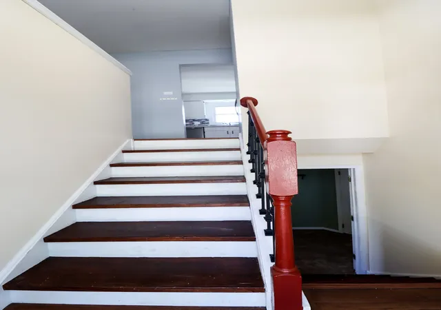 Photo 2 of Single family home for sale at 500 N Westwood Ave, Lombard, IL 60148 | MLS# 12762072 | Listing updated on 2026-10-07