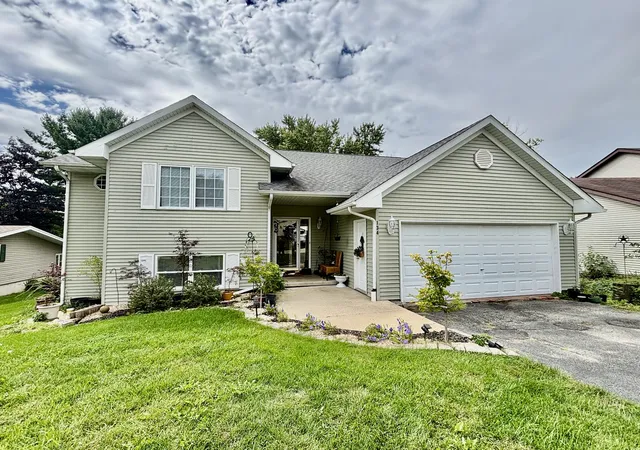Photo 1 of Single family home for sale at 134 Valhalla Dr, Poplar Grove, IL 61065 | MLS# 12762078 | Listing updated on 2026-09-23