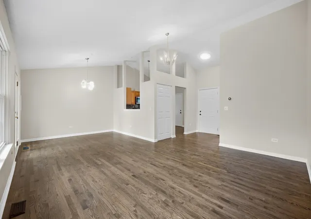 Photo 2 of Townhouse for sale at 610 Lyon Ct, Buffalo Grove, IL 60089 | MLS# 12762104 | Listing updated on 2026-09-24
