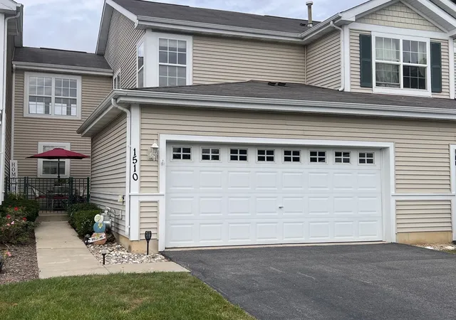 Photo 1 of Townhouse for sale at 1510 W Remington Ln #1510, Round Lake, IL 60073 | MLS# 12762110 | Listing updated on 2026-09-30