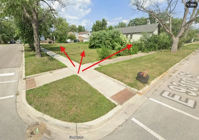 Photo 1 of Land for sale at 704 E 93rd Street, Chicago, IL 60619 | MLS# 12762114 | Listing updated on 2026-09-22