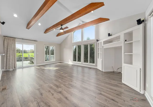 Photo 4 of Single family home for sale at 2326 W Weathersfield Way, Schaumburg, IL 60193 | MLS# 12762123 | Listing updated on 2026-09-22