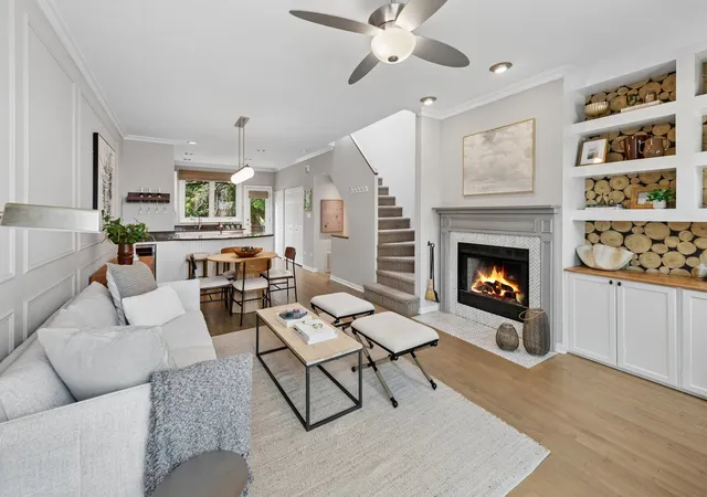 Photo 4 of Townhouse for sale at 2835 N Wolcott Ave #F, Chicago, IL 60657 | MLS# 12762132 | Listing updated on 2026-09-20