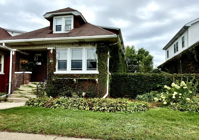 Multi family home for sale at 5849 W Wilson Ave, Chicago, IL 60630 | MLS# 12762156