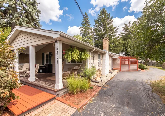 Photo 1 of Single family home for sale at 5807 Fairmount Ave, Downers Grove, IL 60516 | MLS# 12762176 | Listing updated on 2026-09-23