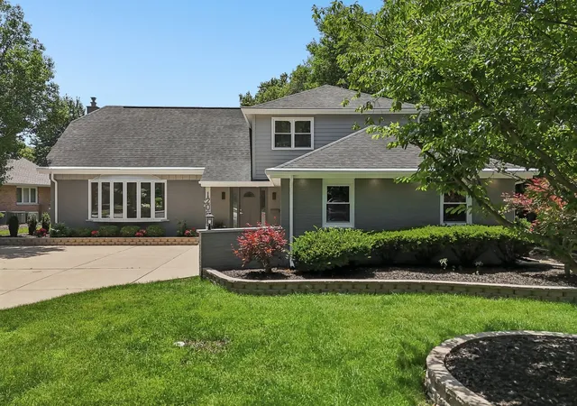 Photo 1 of Single family home for sale at 1208 Elizabeth Ave, Naperville, IL 60540 | MLS# 12762212 | Listing updated on 2026-09-23
