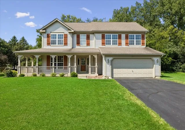 Photo 1 of Single family home for sale at 650 Glenbrook Rd, Crystal Lake, IL 60012 | MLS# 12762217 | Listing updated on 2026-09-25