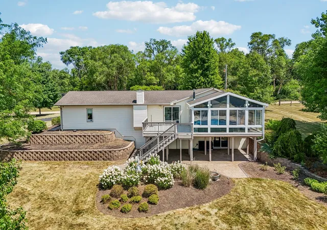 Photo 2 of Single family home for sale at 6797 Manchester Rd, South Beloit, IL 61080 | MLS# 12762221 | Listing updated on 2026-09-23