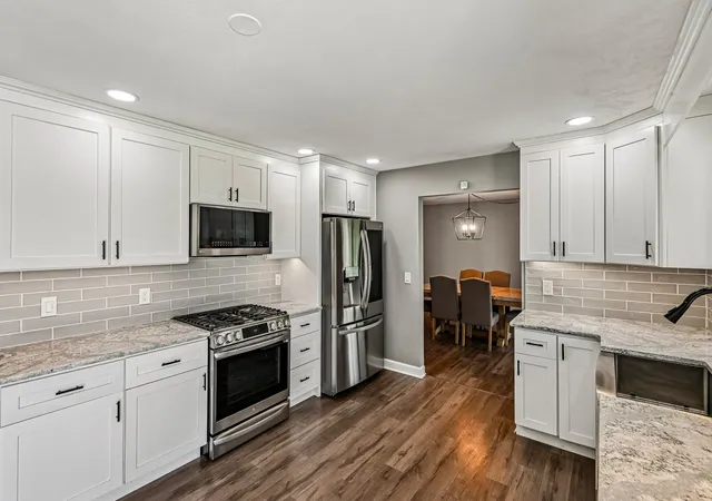 Photo 4 of Single family home for sale at 6797 Manchester Rd, South Beloit, IL 61080 | MLS# 12762221 | Listing updated on 2026-09-23