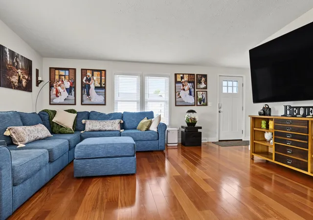 Photo 3 of Single family home for sale at 22 Geneva Ct, Bloomington, IL 61704 | MLS# 12762226 | Listing updated on 2026-09-25