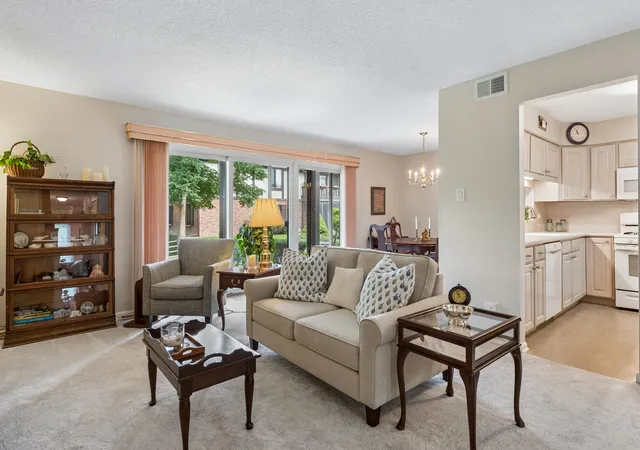 Photo 3 of Condo for sale at 8220 Mulberry Ct #7B, Palos Hills, IL 60465 | MLS# 12762228 | Listing updated on 2026-10-06