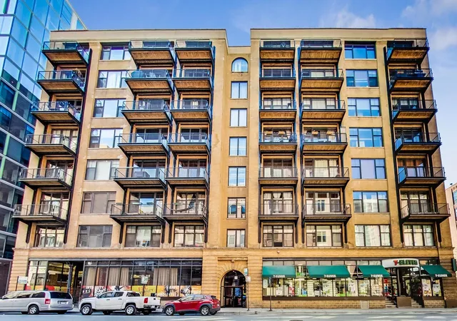 Condo for sale at 625 W Jackson Blvd #512, Chicago, IL 60661 | MLS# 12762229