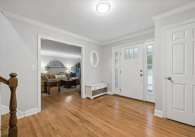 Photo 2 of Single family home for sale at 2701 Old Ml Ln, Rolling Meadows, IL 60008 | MLS# 12762241 | Listing updated on 2026-09-24