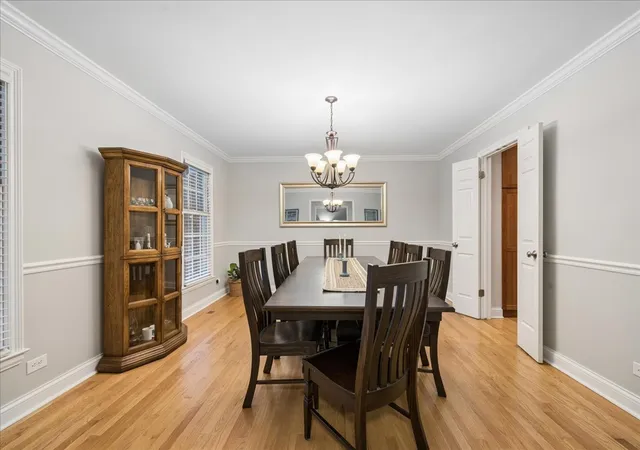 Photo 4 of Single family home for sale at 2701 Old Ml Ln, Rolling Meadows, IL 60008 | MLS# 12762241 | Listing updated on 2026-09-24