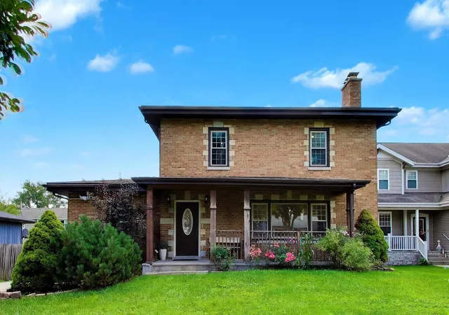 Photo 2 of Single family home for sale at 341 W Morris Ave, Lombard, IL 60148 | MLS# 12762254 | Listing updated on 2026-09-27