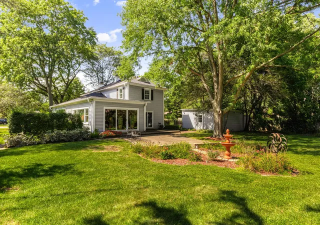 Photo 4 of Land for sale at 839 Huber Ln, Glenview, IL 60025 | MLS# 12762260 | Listing updated on 2026-09-23