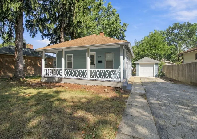 Photo 2 of Sale Pending at 217 N Warwick Ave, Westmont, IL 60559 | MLS# 12762276 | Listing updated on 2026-09-23