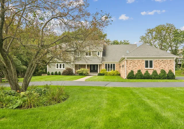 Photo 1 of Single family home for sale at 21680 Cambridge Dr, Kildeer, IL 60047 | MLS# 12762330 | Listing updated on 2026-10-04