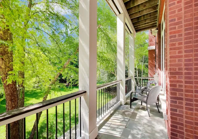 Photo 4 of Single family home for sale at 1106 Astor Pl, Glencoe, IL 60022 | MLS# 12762346 | Listing updated on 2026-09-23