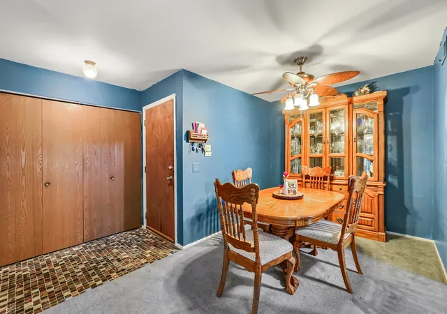 Photo 3 of Townhouse for sale at 1059 Southbury Ln, Wheeling, IL 60090 | MLS# 12762353 | Listing updated on 2026-09-23