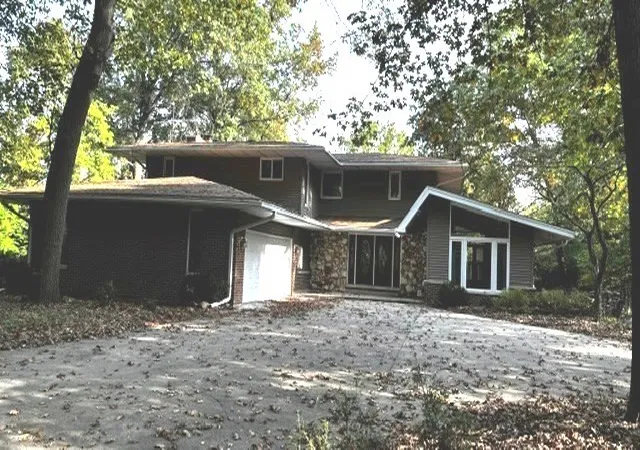 Photo 1 of Single family home for sale at 2920 Gateway Gorge Dr, Morris, IL 60450 | MLS# 12762355 | Listing updated on 2026-10-28