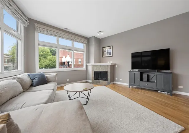 Photo 4 of Condo for sale at 2116 W Cullom Ave #201, Chicago, IL 60618 | MLS# 12762360 | Listing updated on 2026-09-24