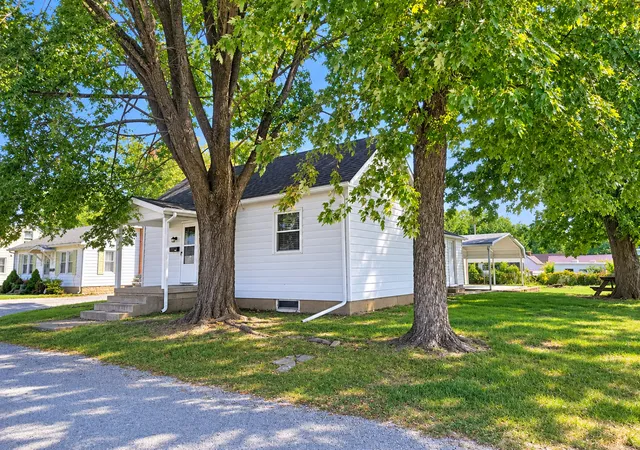 Photo 1 of Sale Pending at (Undisclosed), Pinckneyville, IL 62274 | MLS# 12762361 | Listing updated on 2026-09-30