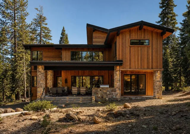 Photo 2 of Single family home for sale at 9295 Brae Rd, Truckee, CA 96161 | MLS# 12762376 | Listing updated on 2026-09-23