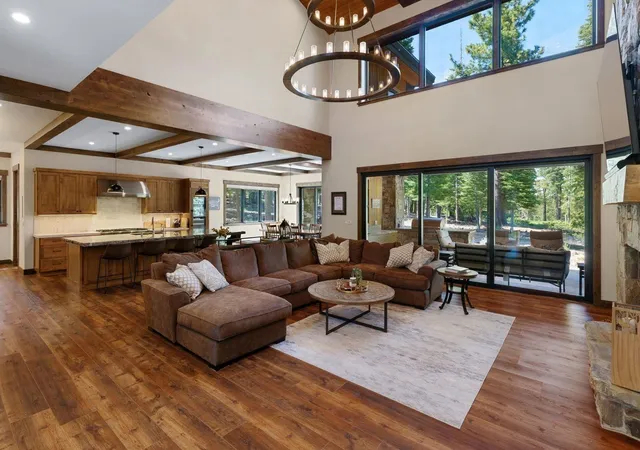 Photo 4 of Single family home for sale at 9295 Brae Rd, Truckee, CA 96161 | MLS# 12762376 | Listing updated on 2026-09-23