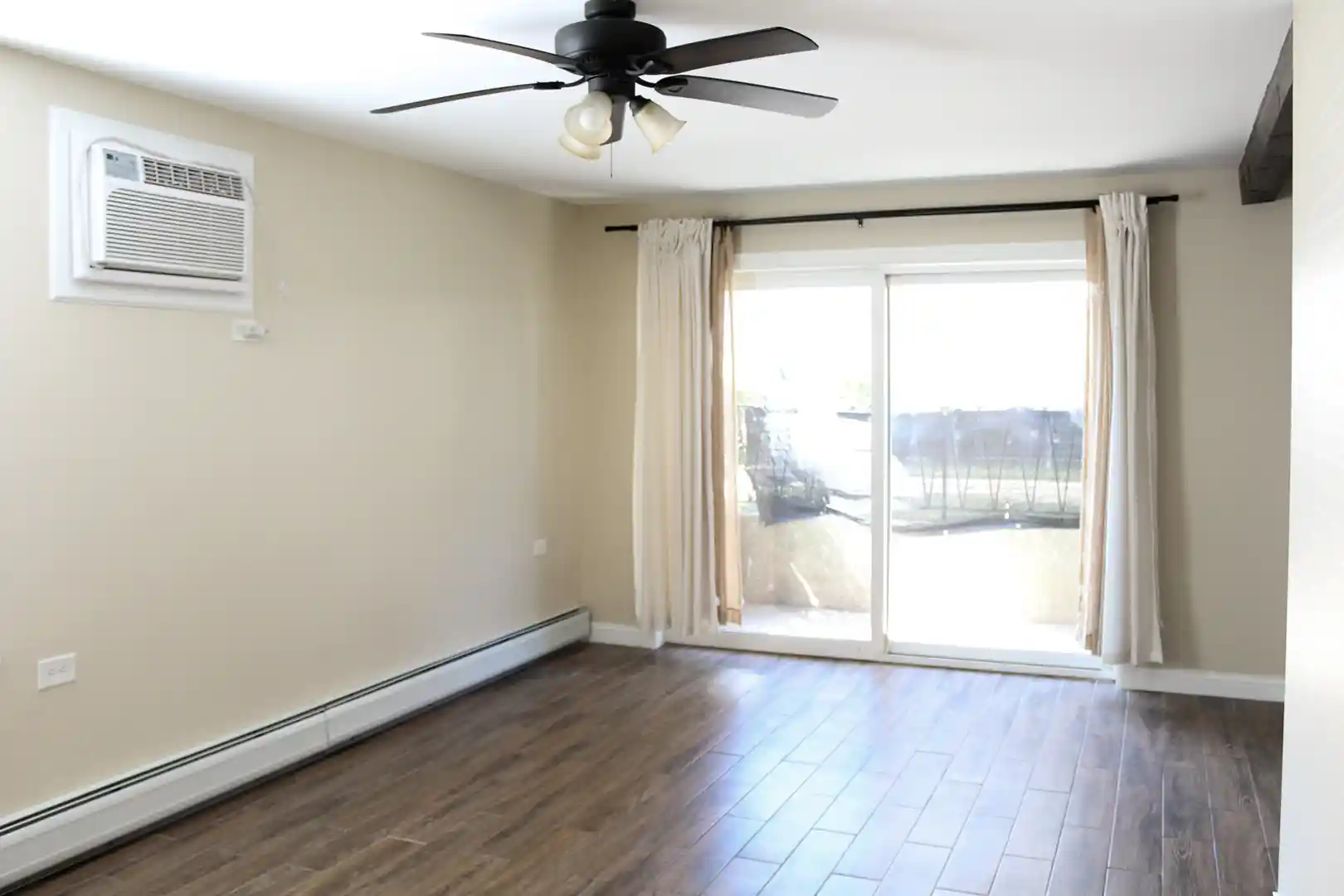 Listing Photo 10 - Condo for sale in 6111 W 64Th Pl located at 6111 W 64Th Pl, Chicago, IL 60638 - Unit 6111 W 64th Place