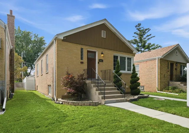 Photo 2 of Single family home for sale at 3432 Highland Ave, Berwyn, IL 60402 | MLS# 12762387 | Listing updated on 2026-09-24