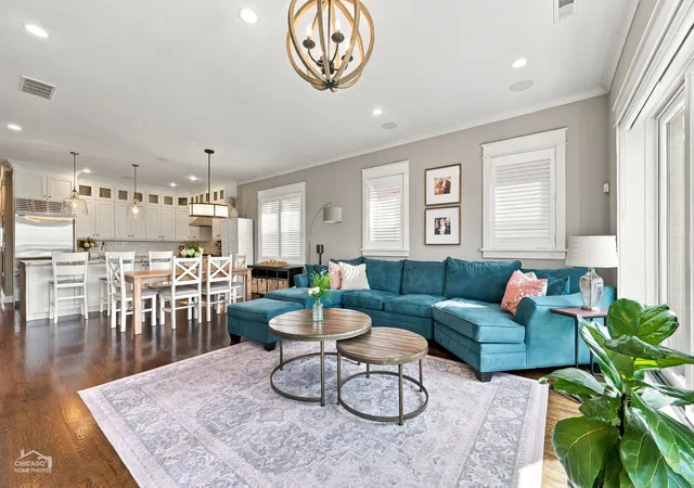 Photo 3 of Condo for sale at 4007 N Paulina St #4S, Chicago, IL 60613 | MLS# 12762393 | Listing updated on 2026-09-23