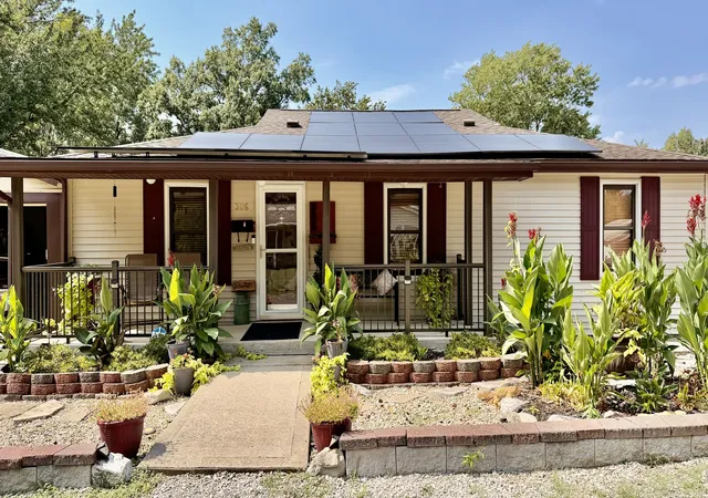 Photo 1 of Single family home for sale at 306 N Morrison St, Centralia, IL 62801 | MLS# 12762404 | Listing updated on 2026-09-29