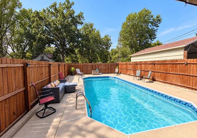 Photo 2 of Single family home for sale at 306 N Morrison St, Centralia, IL 62801 | MLS# 12762404 | Listing updated on 2026-09-29