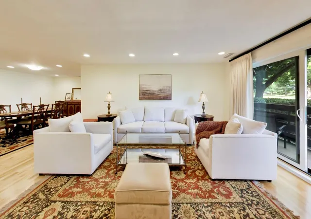 Photo 4 of Condo for sale at 2020 Chestnut Ave #109, Glenview, IL 60025 | MLS# 12762411 | Listing updated on 2026-09-20