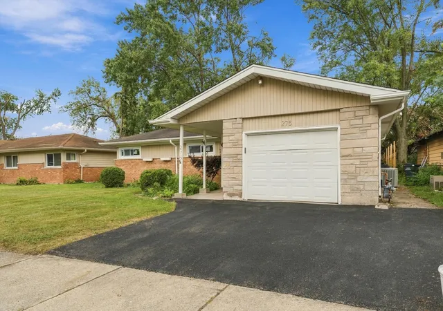 Photo 2 of Single family home for sale at 275 Rich Rd, Park Forest, IL 60466 | MLS# 12762435 | Listing updated on 2026-09-19