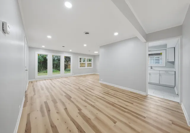 Photo 3 of Single family home for sale at 275 Rich Rd, Park Forest, IL 60466 | MLS# 12762435 | Listing updated on 2026-09-19