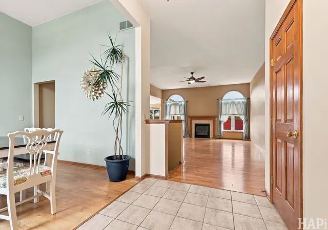 Photo 3 of Single family home for sale at 1988 Burnett Dr, Belvidere, IL 61008 | MLS# 12762438 | Listing updated on 2026-09-30