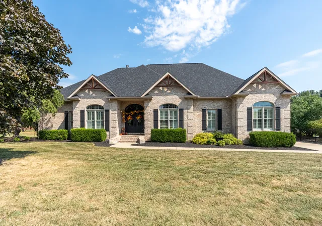 Photo 1 of Sale Pending at 1505 Gleneagle Dr, Marion, IL 62959 | MLS# 12762453 | Listing updated on 2026-09-28
