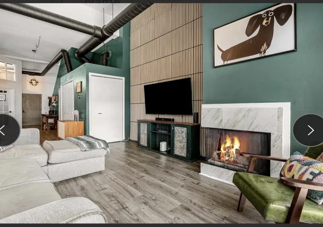 Photo 3 of Condo for sale at 1760 W Wrightwood Ave #305, Chicago, IL 60614 | MLS# 12762457 | Listing updated on 2026-09-23