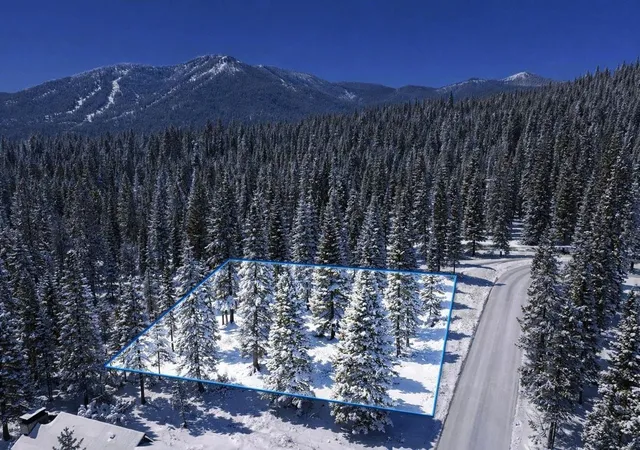 Photo 2 of Land for sale at 9188 Tarn Cir, Truckee, CA 96161 | MLS# 12762467 | Listing updated on 2026-09-23